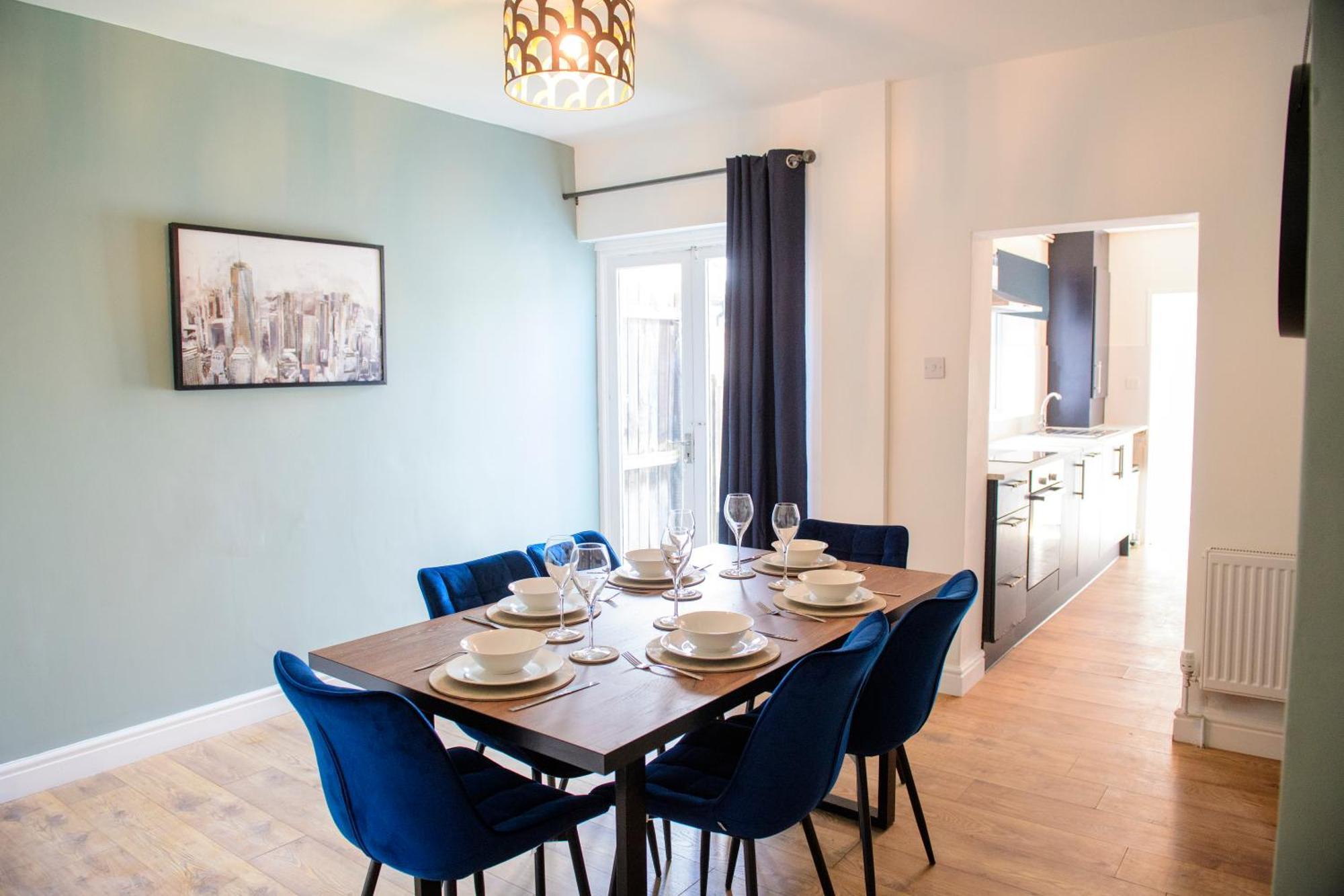 Вилла Stunning House - Sleeps 7 - 5 Mins Walk To Lincoln High Street - Parking - Wifi Экстерьер фото
