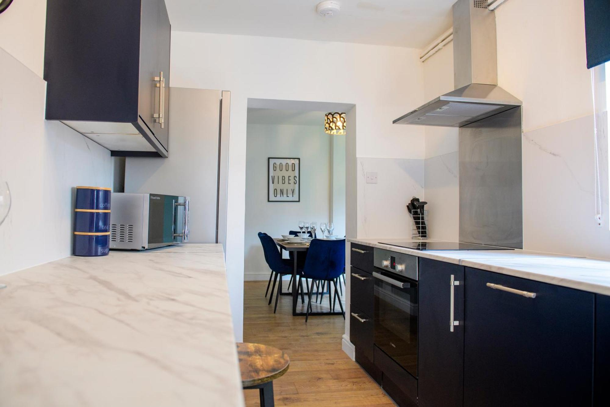 Вилла Stunning House - Sleeps 7 - 5 Mins Walk To Lincoln High Street - Parking - Wifi Экстерьер фото