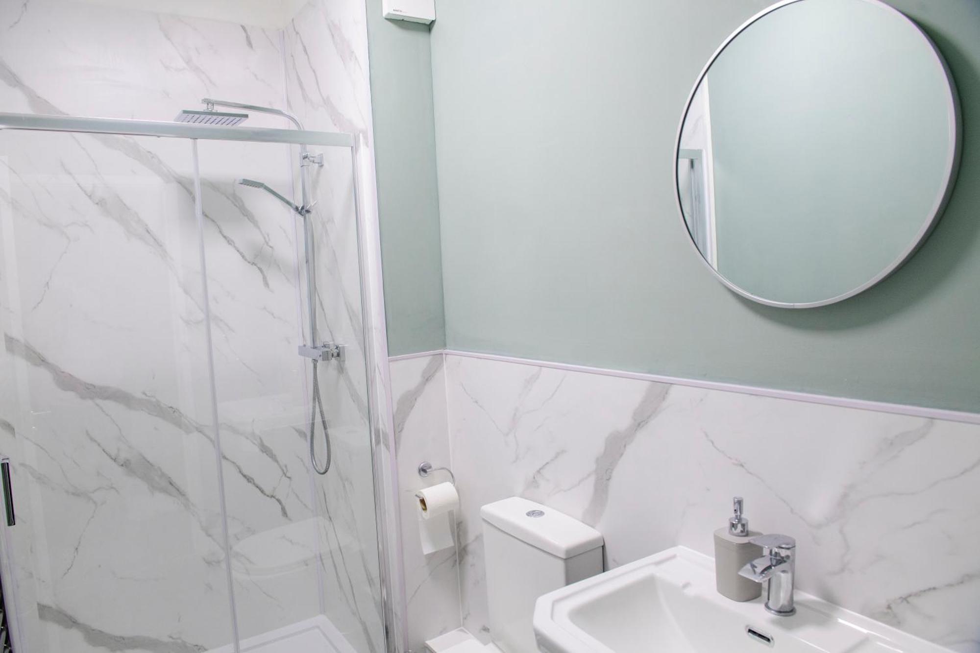 Вилла Stunning House - Sleeps 7 - 5 Mins Walk To Lincoln High Street - Parking - Wifi Экстерьер фото